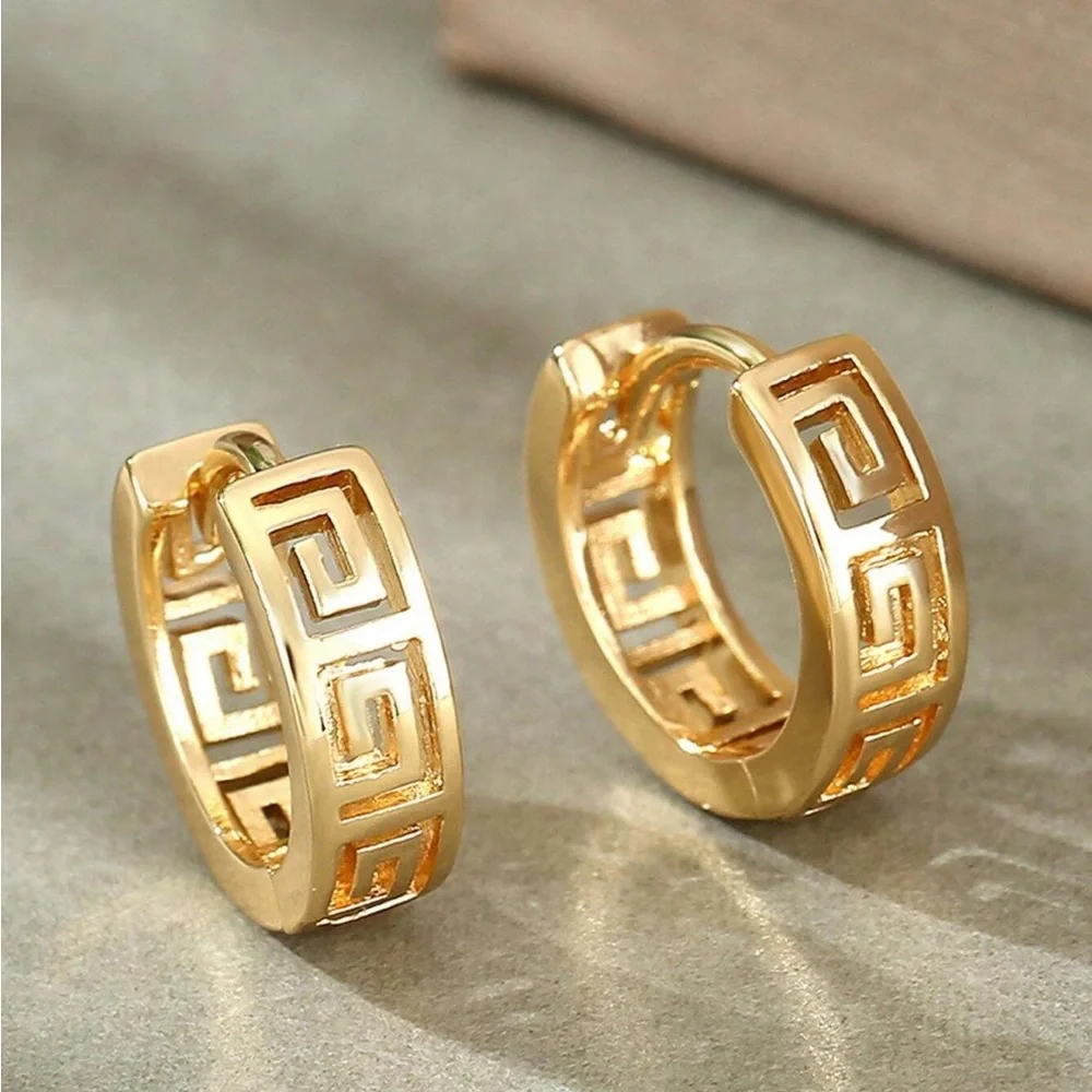 Textured Greek Earrings Elegant Gold tone Openwork Stencil Key Pierced Hoop New - Picture 1 of 6
